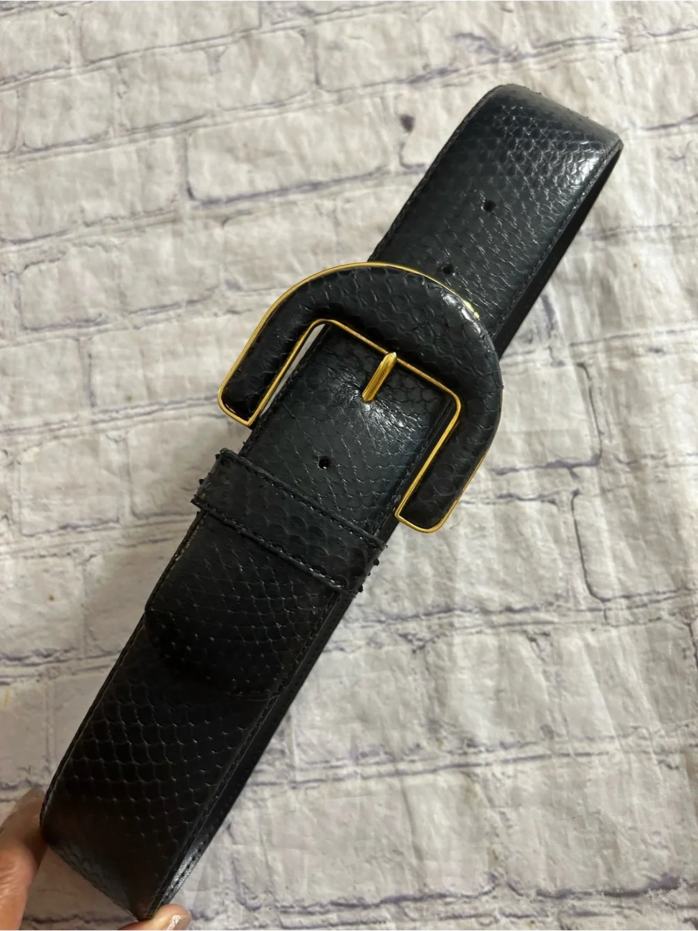 LIZ CLAIBORNE WIDE AND THIN BLACK LEATHER GOLD TONE BUCKLES WOMEN’S BELTS S&M